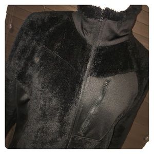 COLUMBIA | Furry Jacket